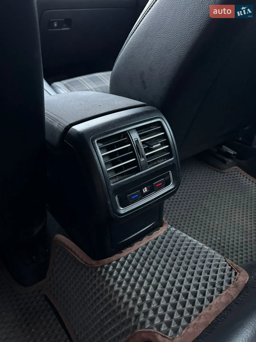 2015 Volkswagen Passat - мініатюра 10