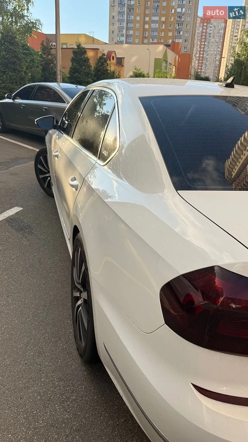 2016 Volkswagen Passat - мініатюра 8