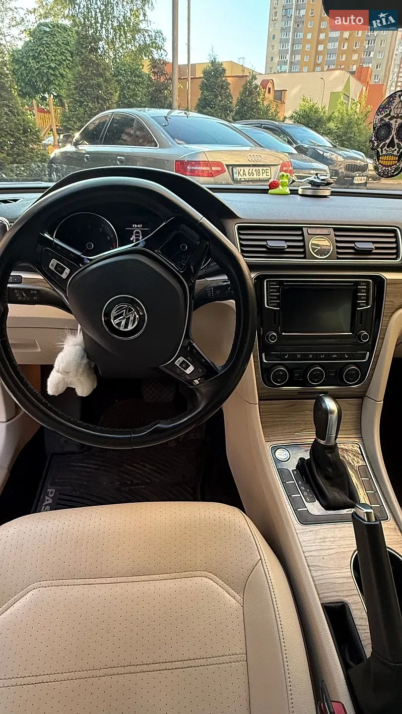 2016 Volkswagen Passat - мініатюра 28