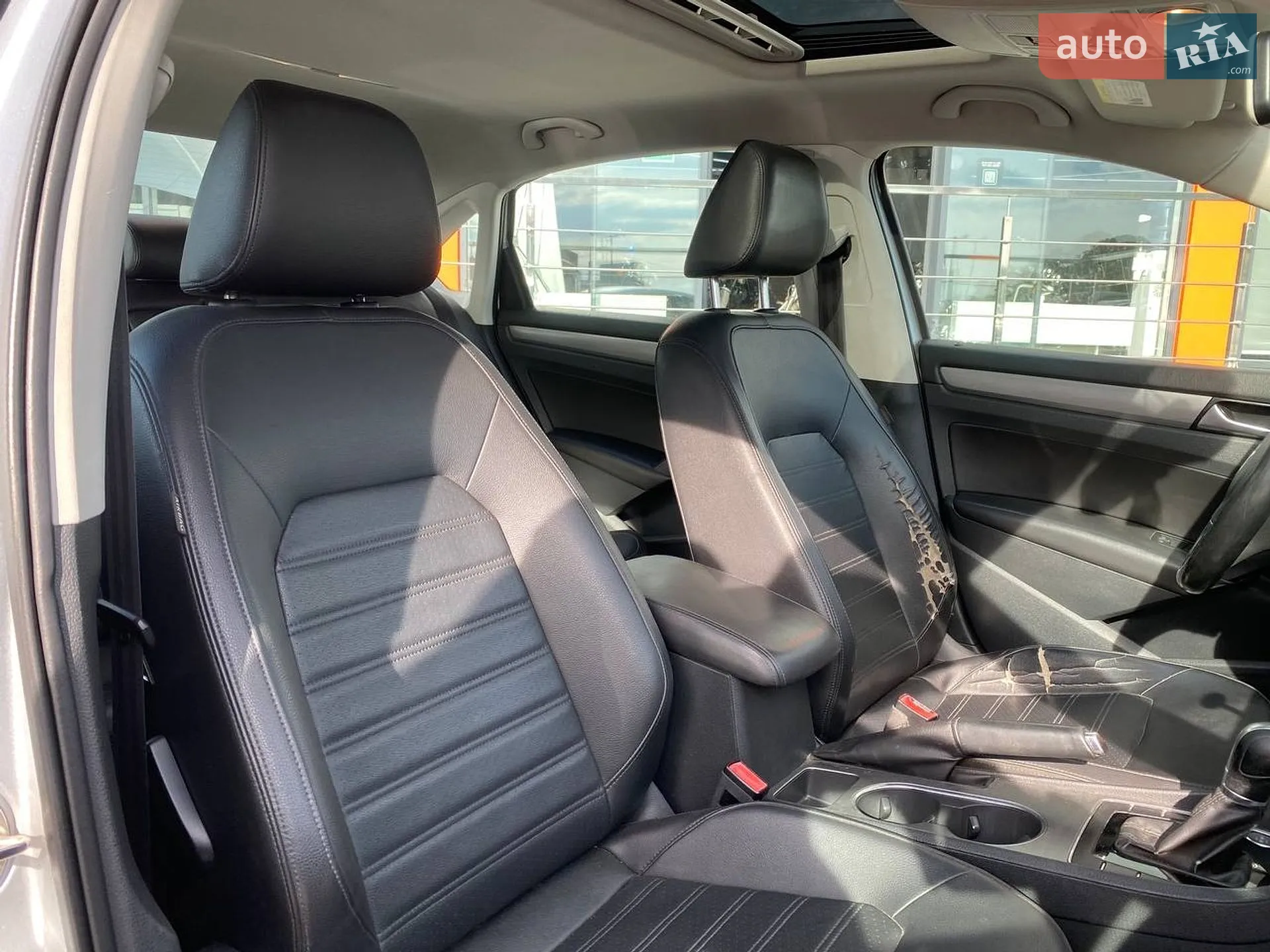 2014 Volkswagen Passat - мініатюра 24