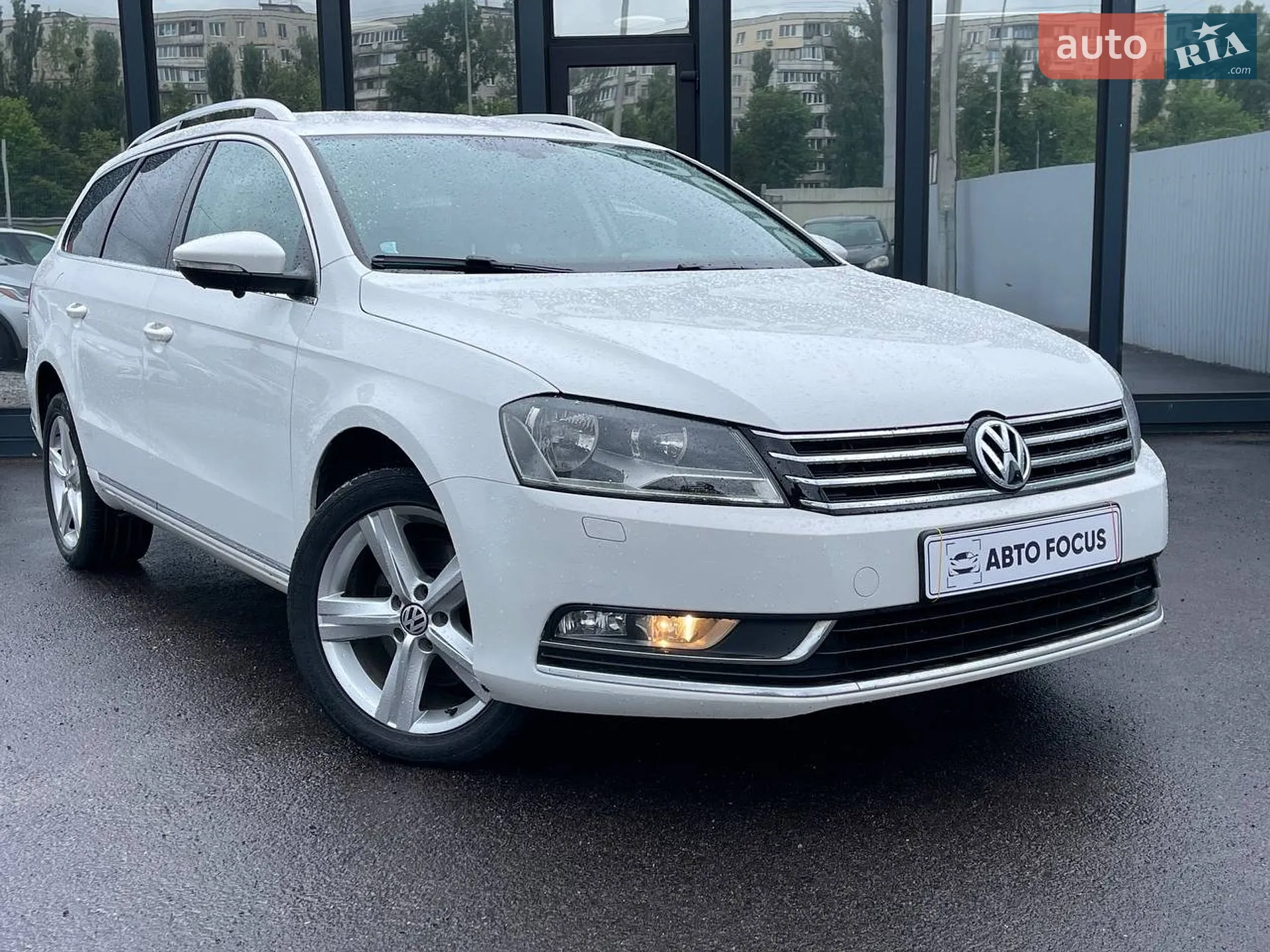 2011 Volkswagen Passat - мініатюра 2