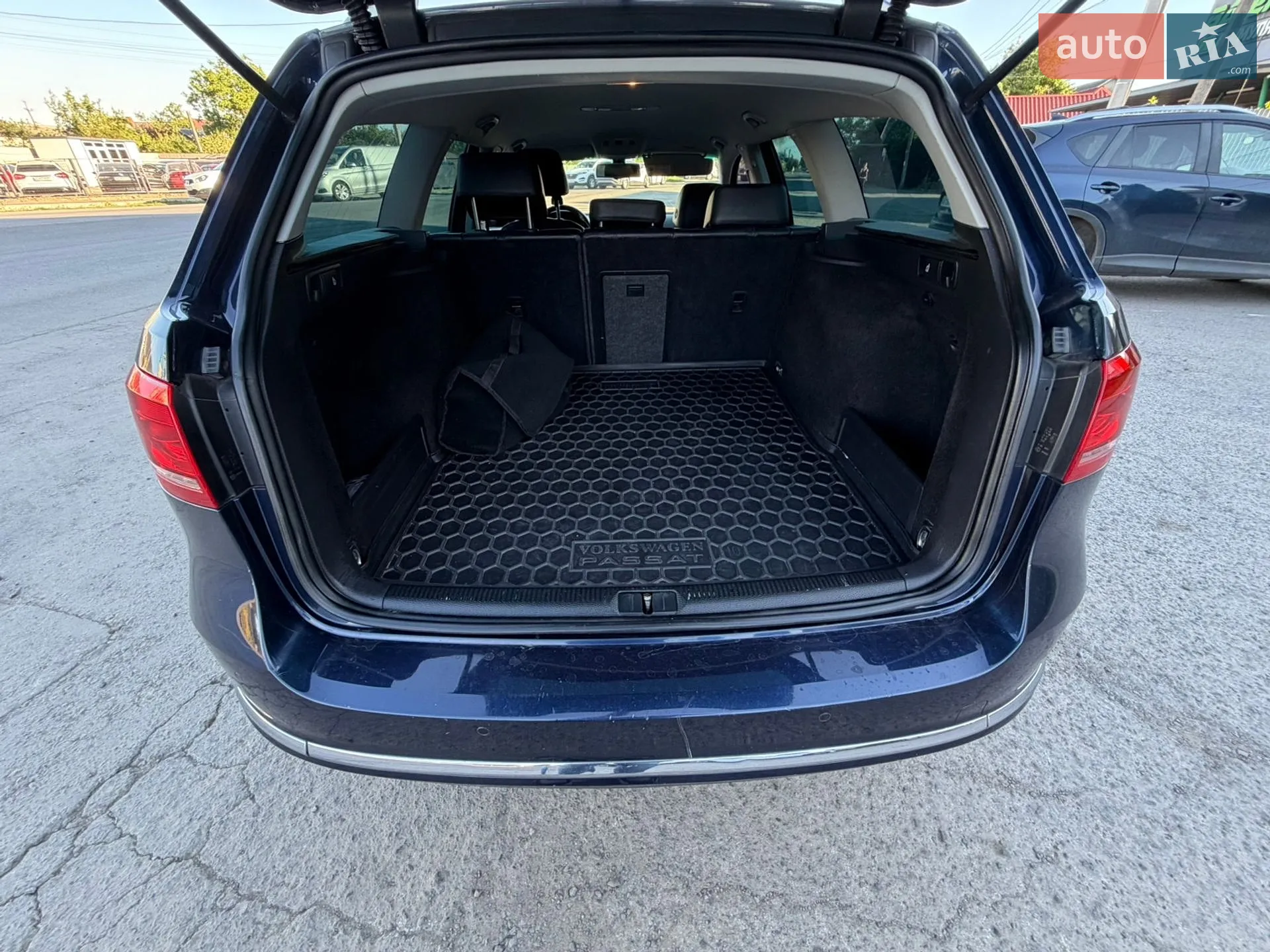 2013 Volkswagen Passat - мініатюра 13
