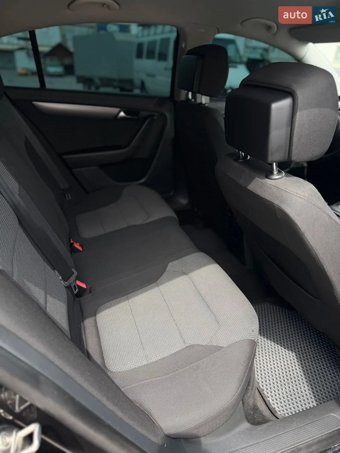 2011 Volkswagen Passat - мініатюра 29