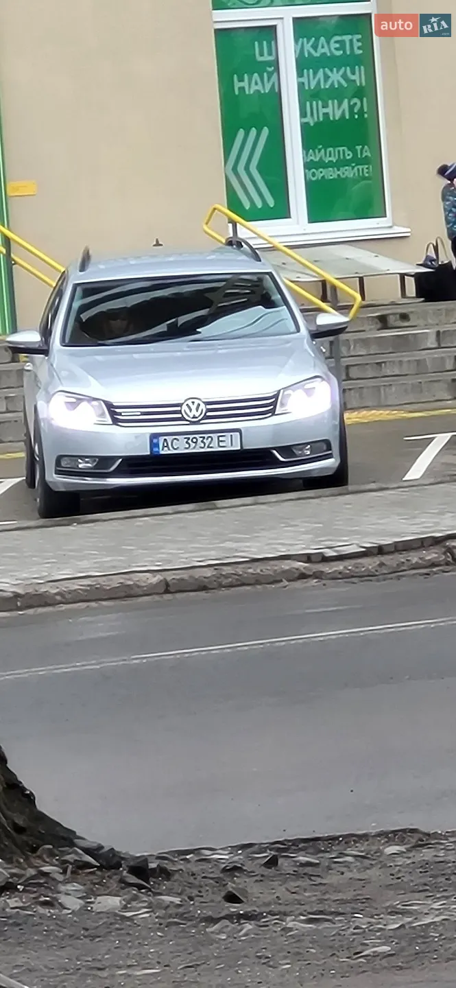 2012 Volkswagen Passat - мініатюра 17