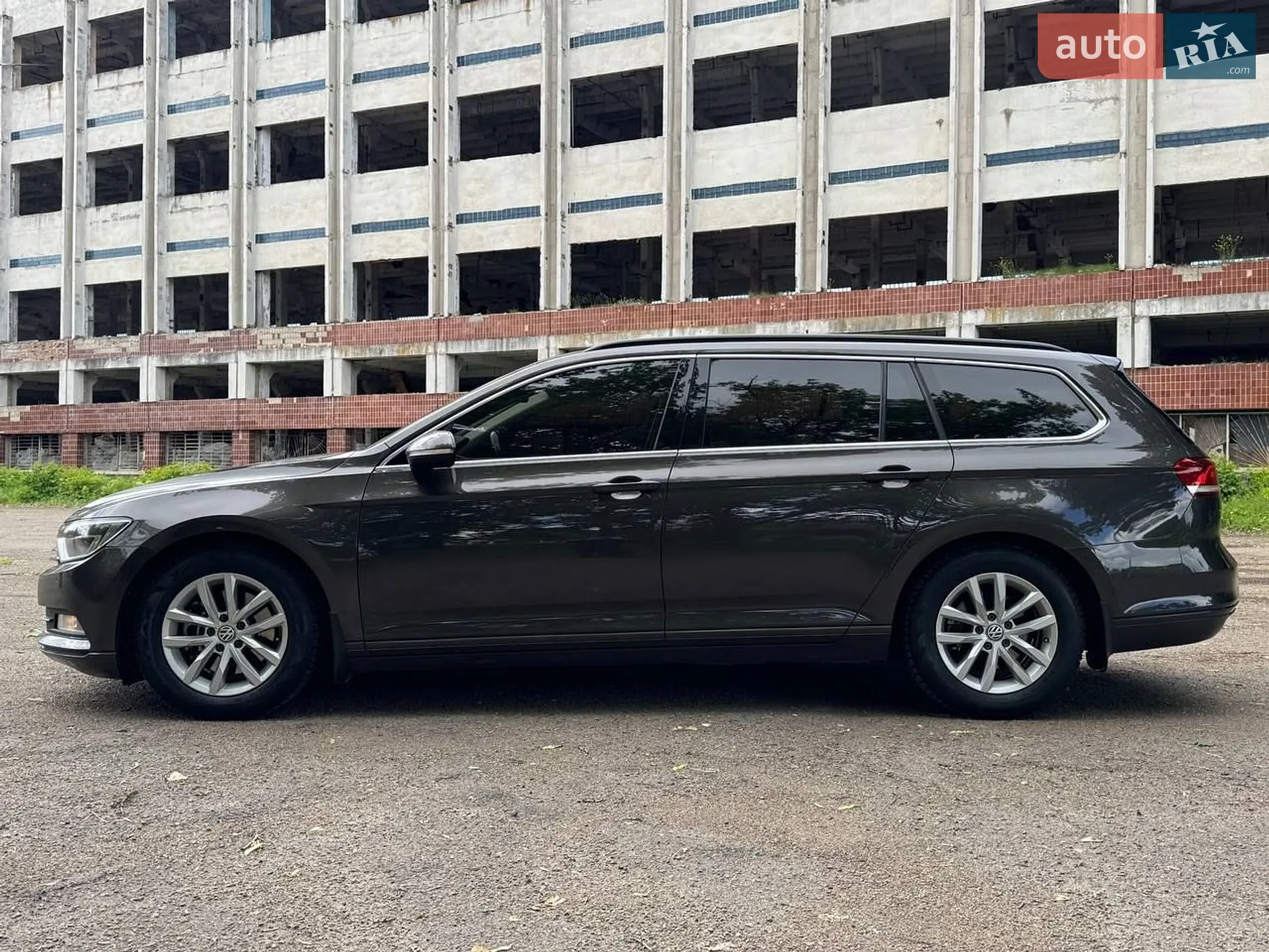 2016 Volkswagen Passat - мініатюра 11