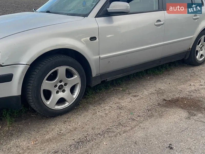 Volkswagen Passat 1997 VIN WVWZZZ3BZVE053532 фото оголошення 8 з 40