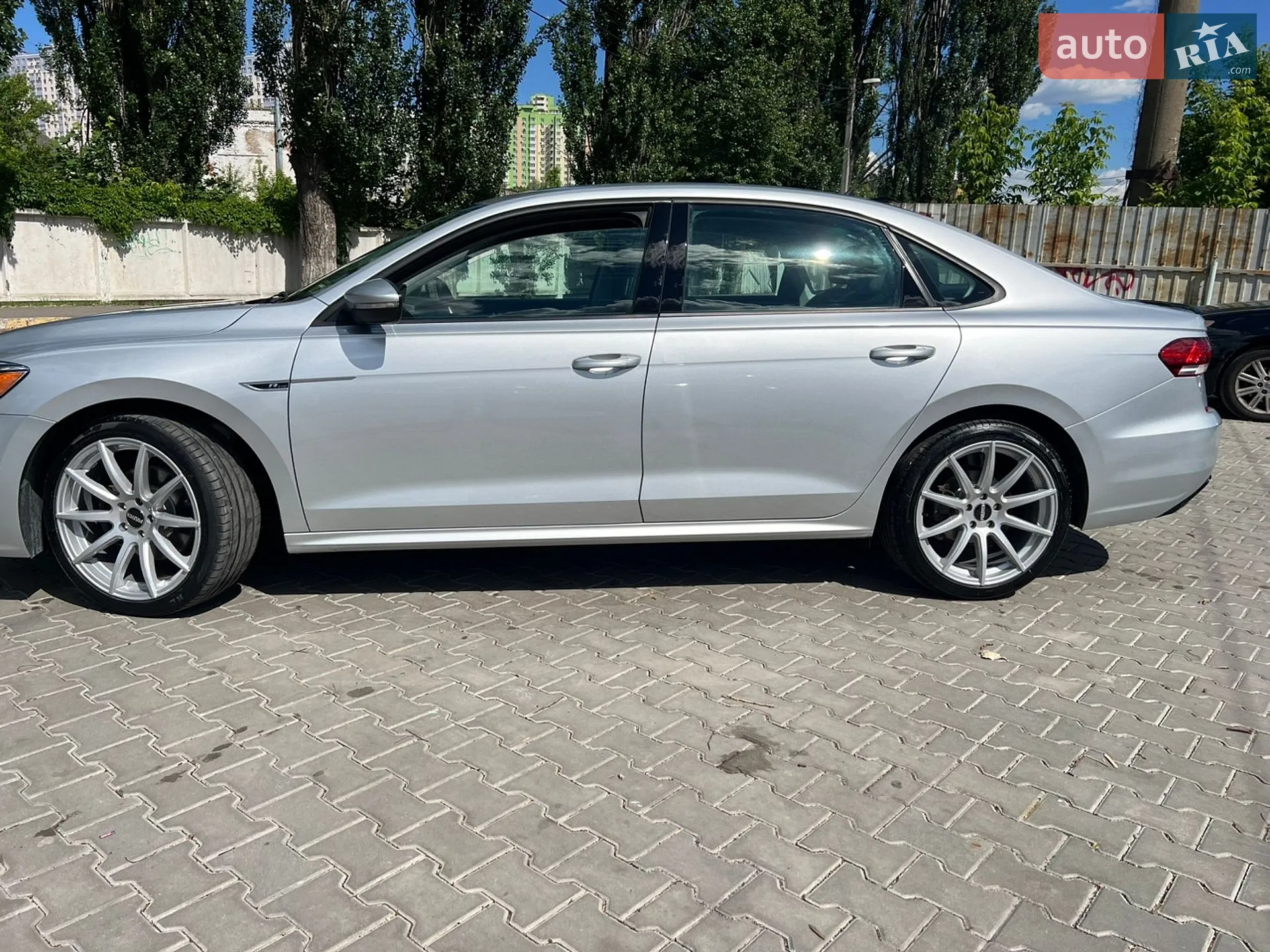 2019 Volkswagen Passat - мініатюра 3