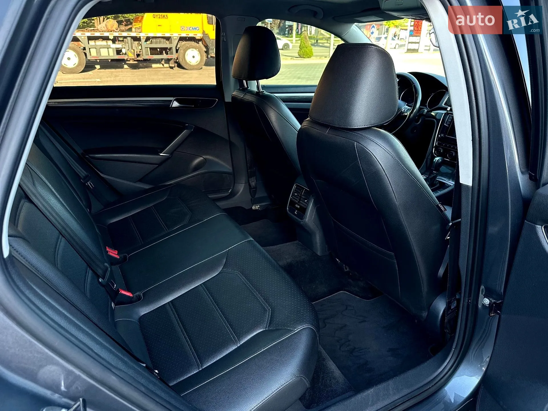2017 Volkswagen Passat - мініатюра 10