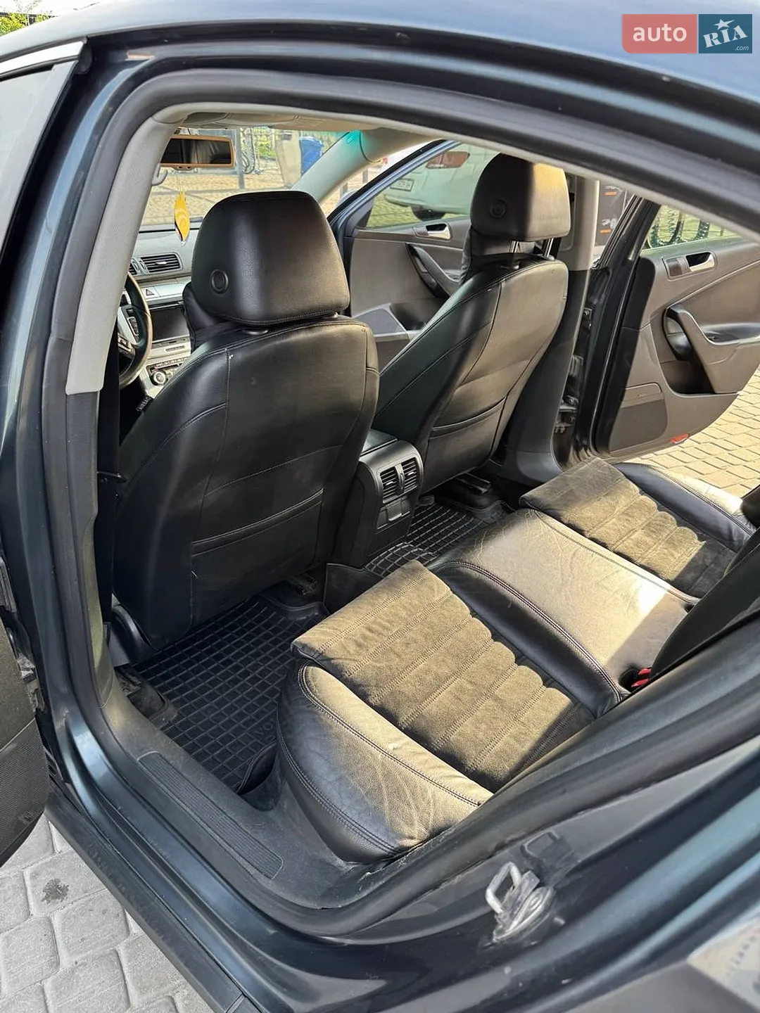 2010 Volkswagen Passat - мініатюра 14