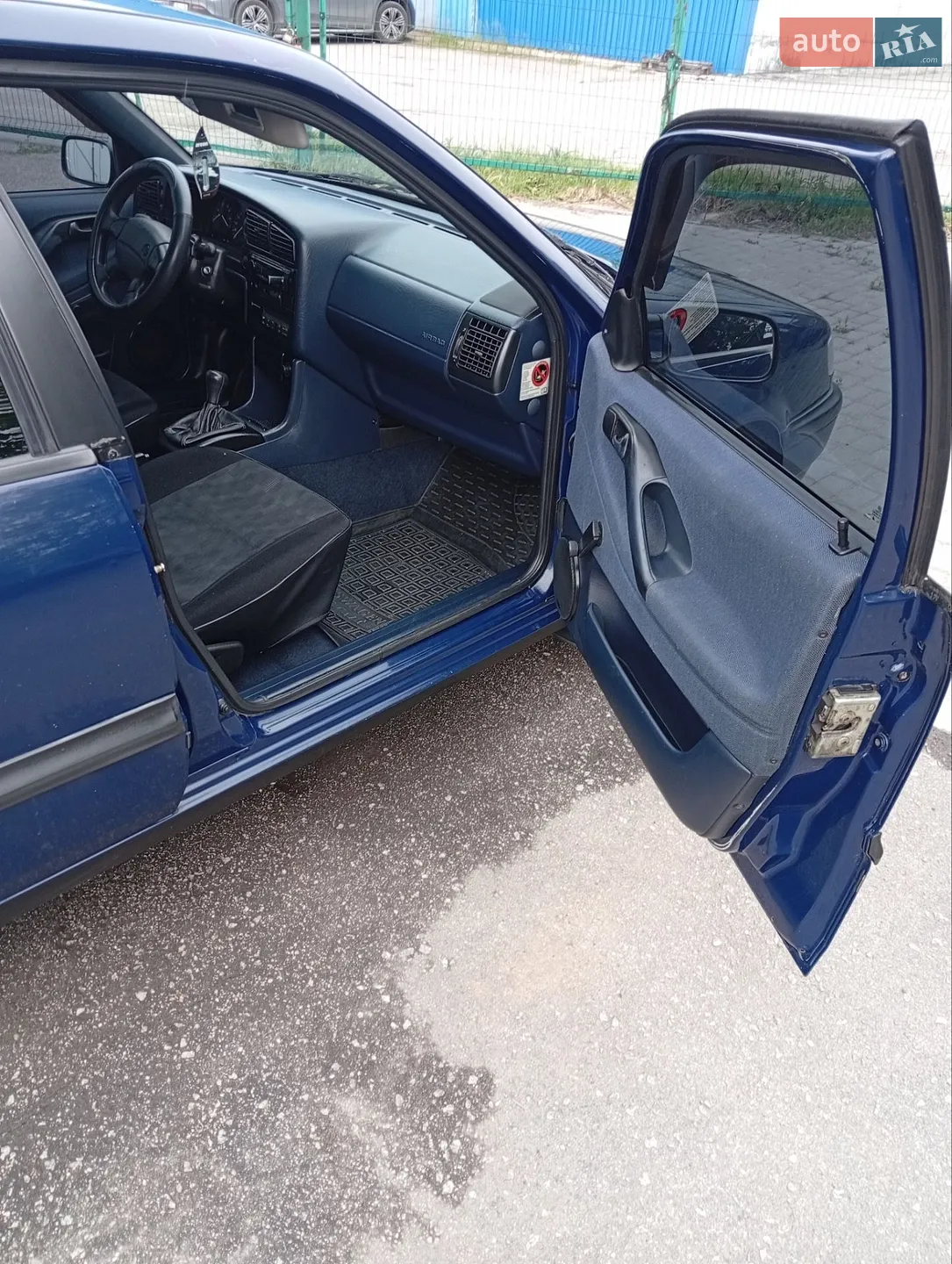 Volkswagen Passat 1996 VIN WVWZZZ3AZTE182448 фото оголошення 13 з 18