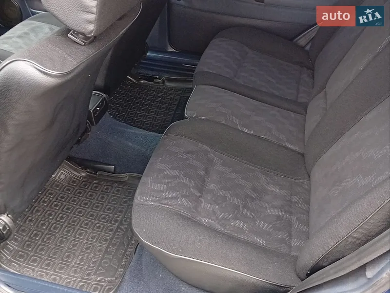 Volkswagen Passat 1996 VIN WVWZZZ3AZTE182448 фото оголошення 16 з 56