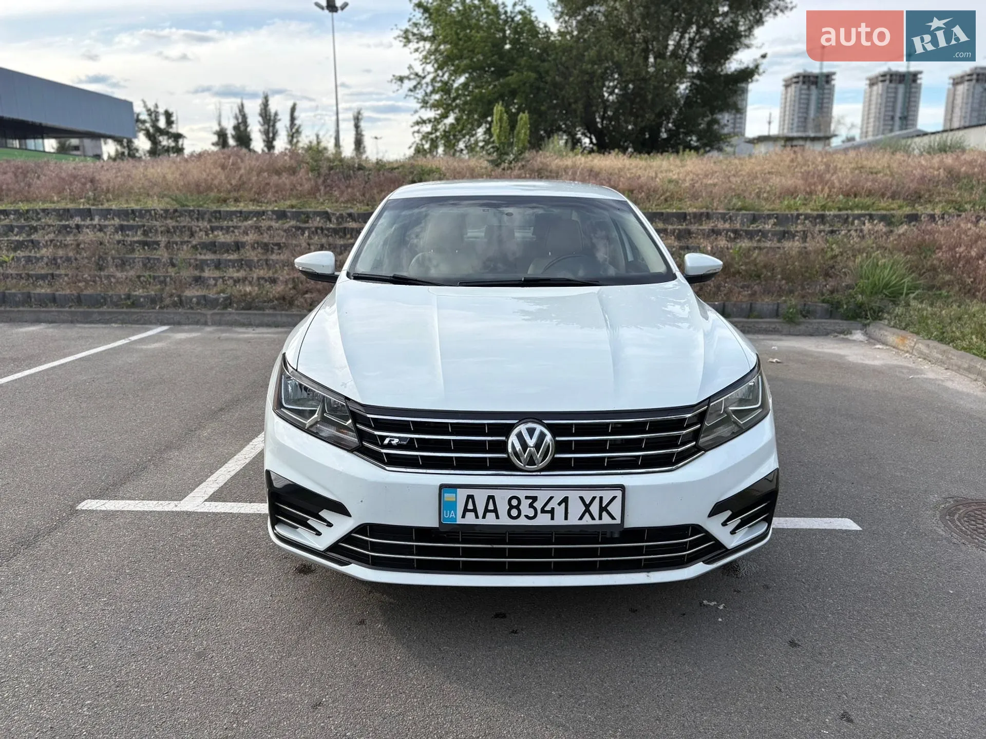 2017 Volkswagen Passat - мініатюра 2