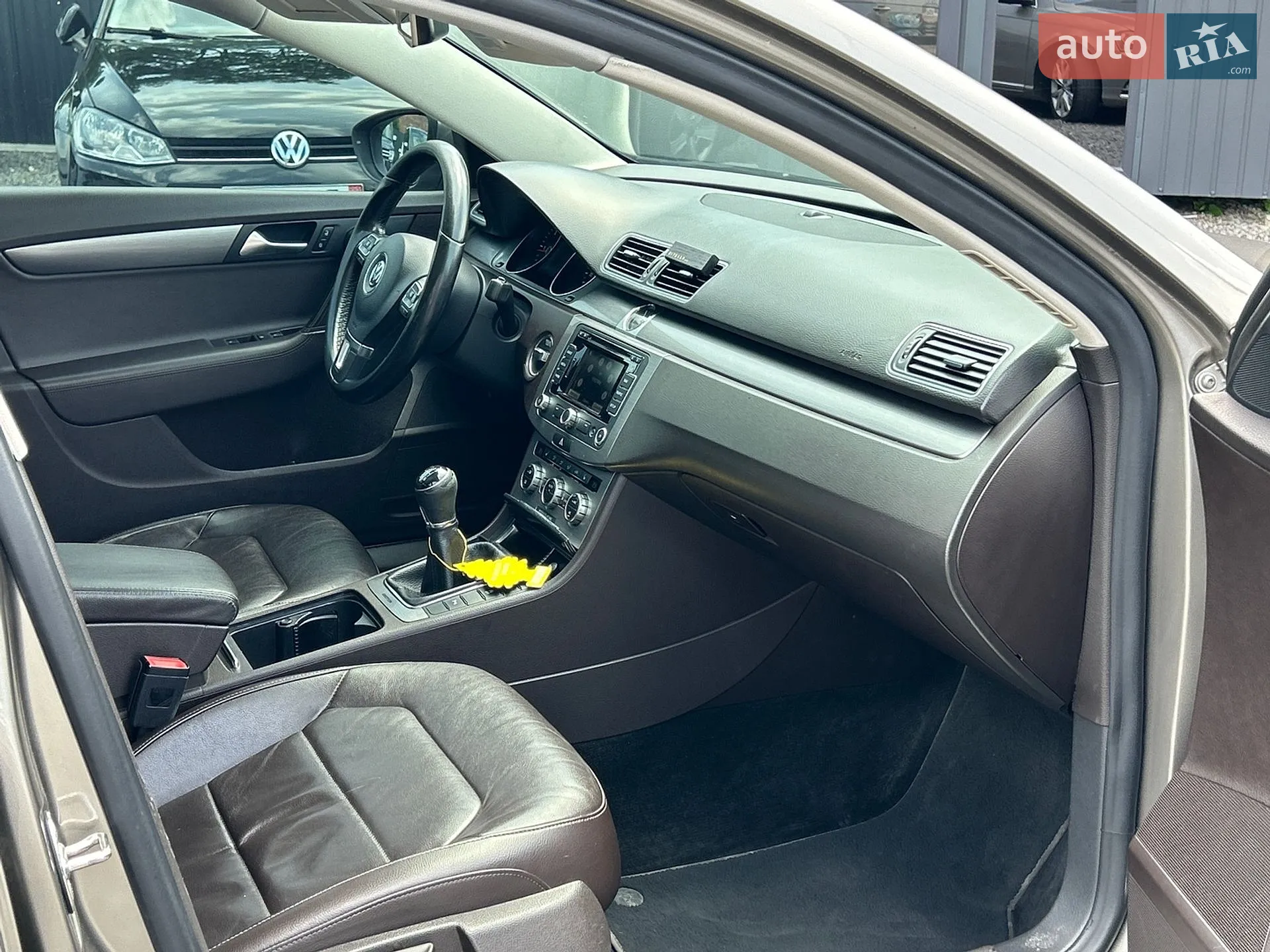 2014 Volkswagen Passat - мініатюра 23