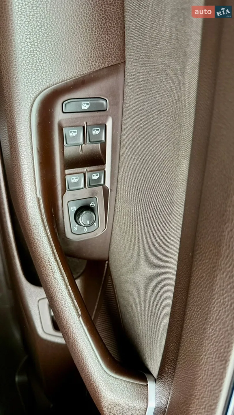 2015 Volkswagen Passat - мініатюра 33