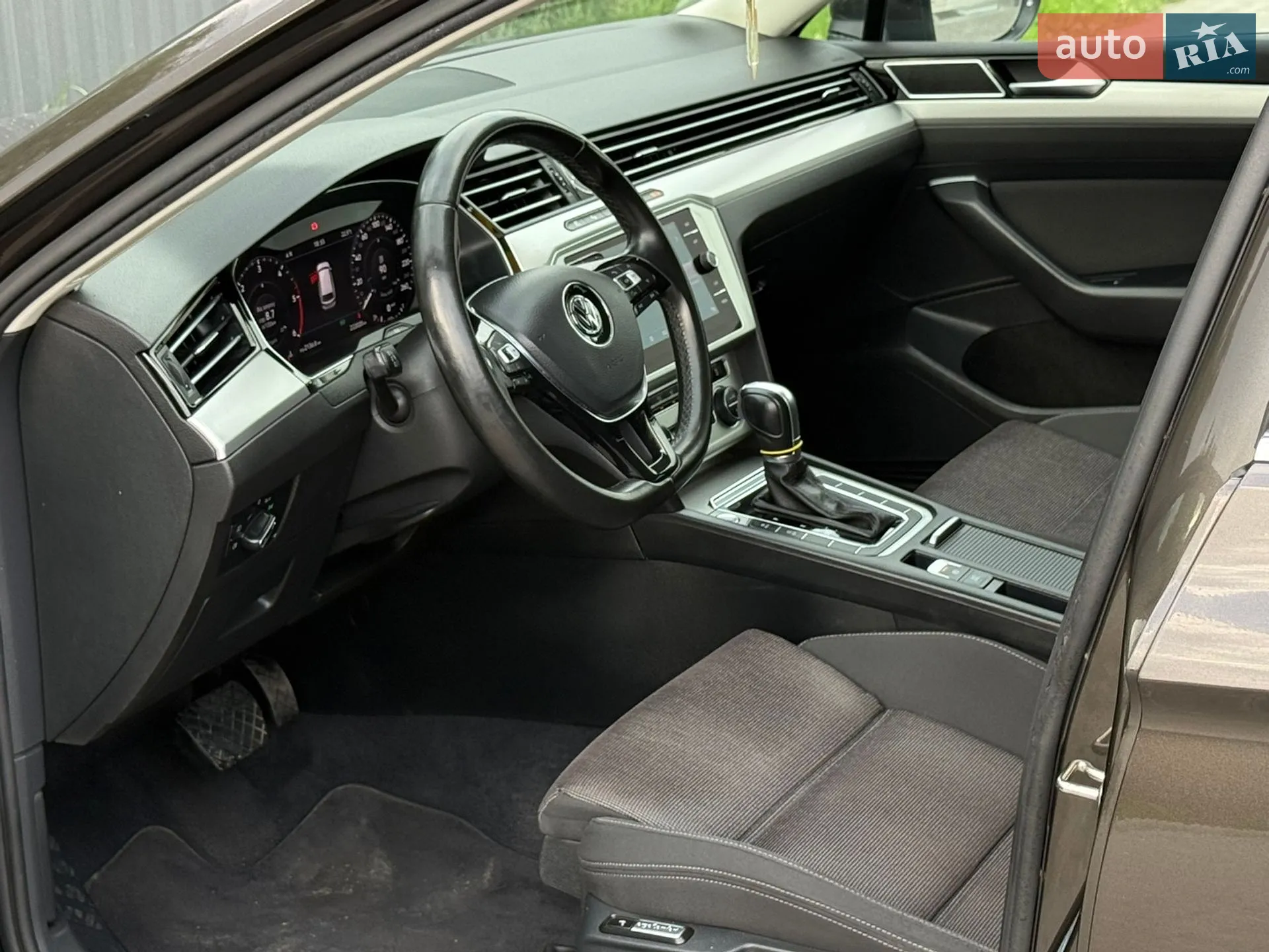 2019 Volkswagen Passat - мініатюра 42