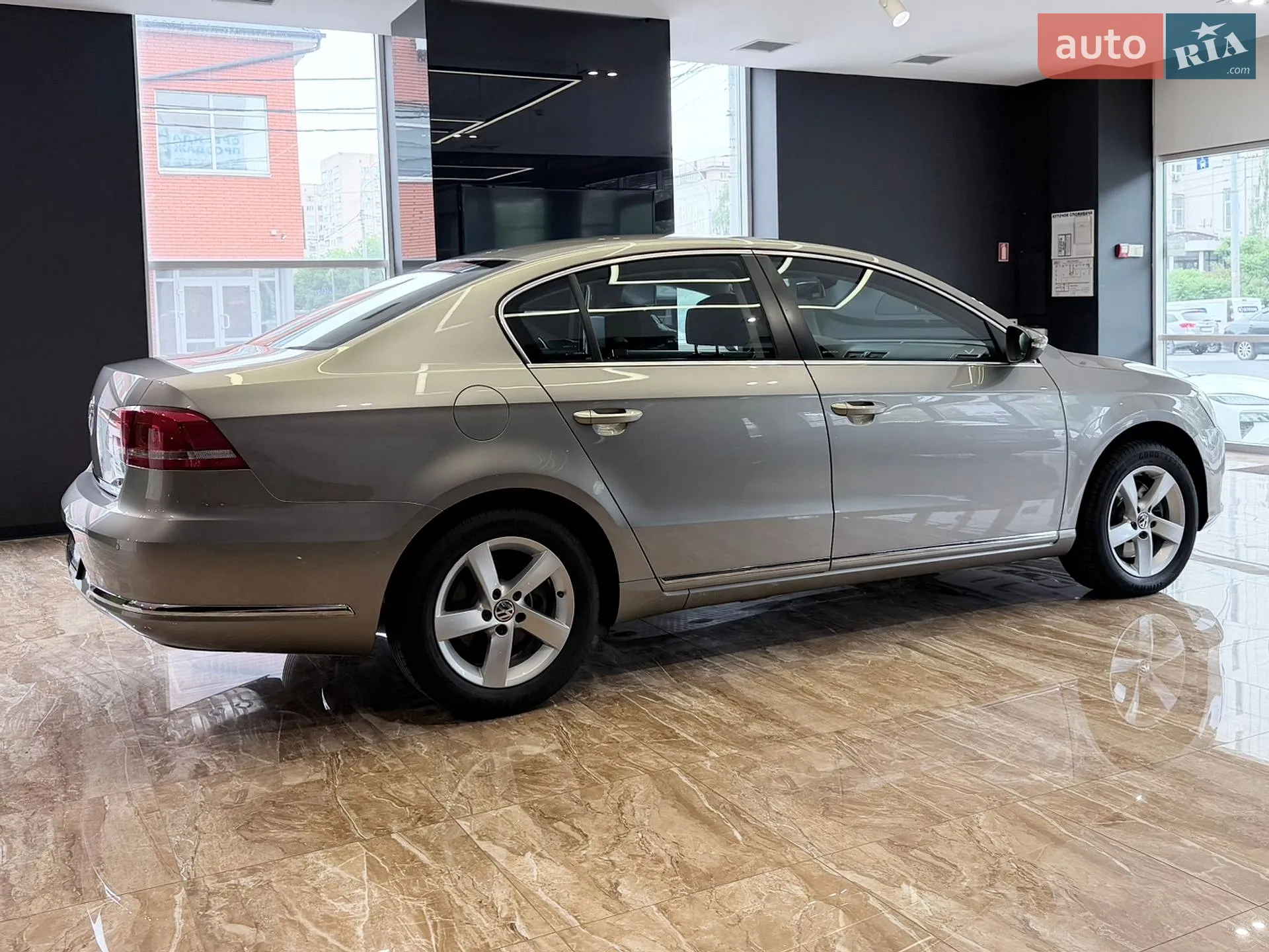 2013 Volkswagen Passat - мініатюра 8