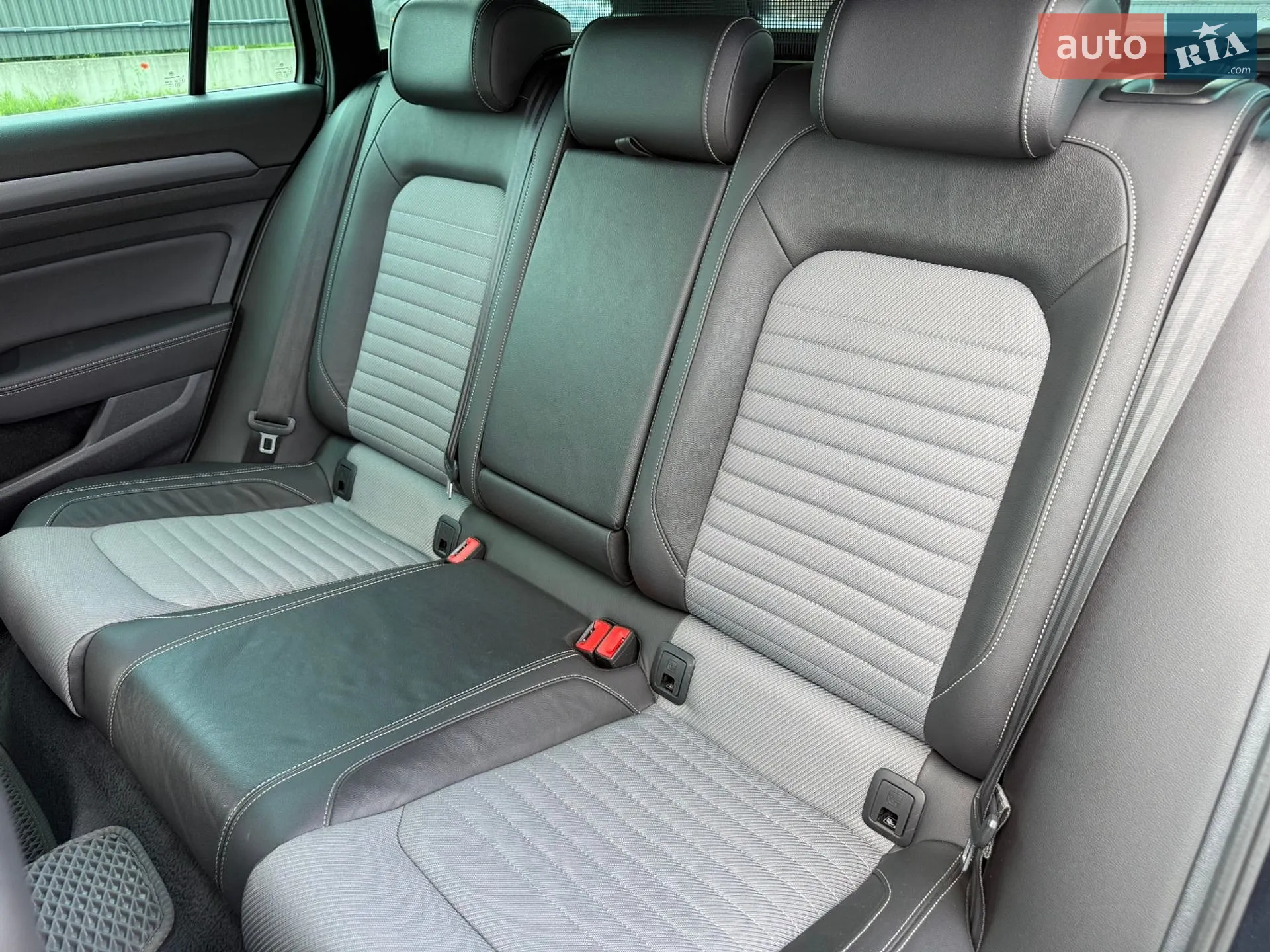 2016 Volkswagen Passat - мініатюра 28