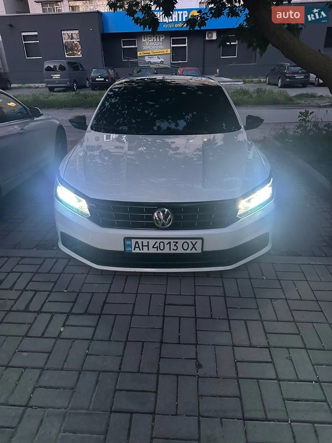 2016 Volkswagen Passat - мініатюра 9