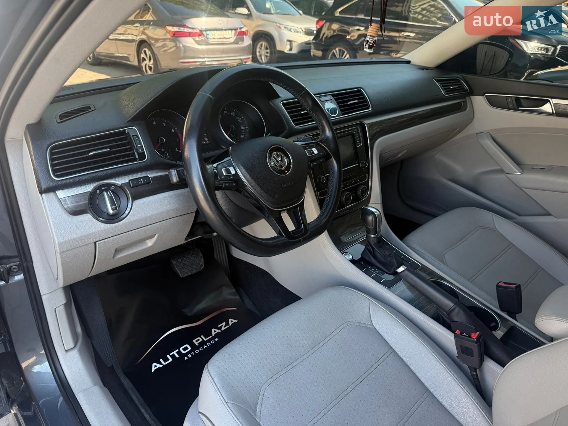 2017 Volkswagen Passat - мініатюра 39