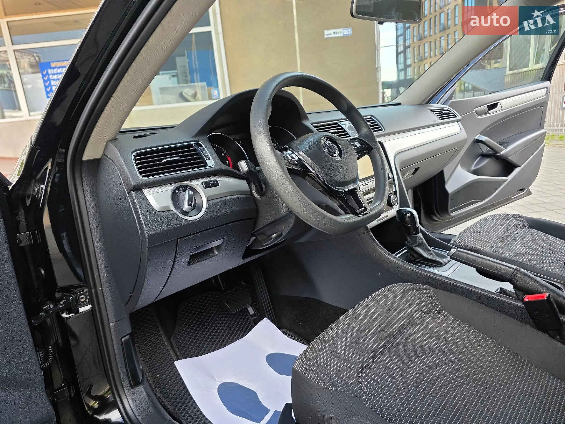 2016 Volkswagen Passat - мініатюра 26