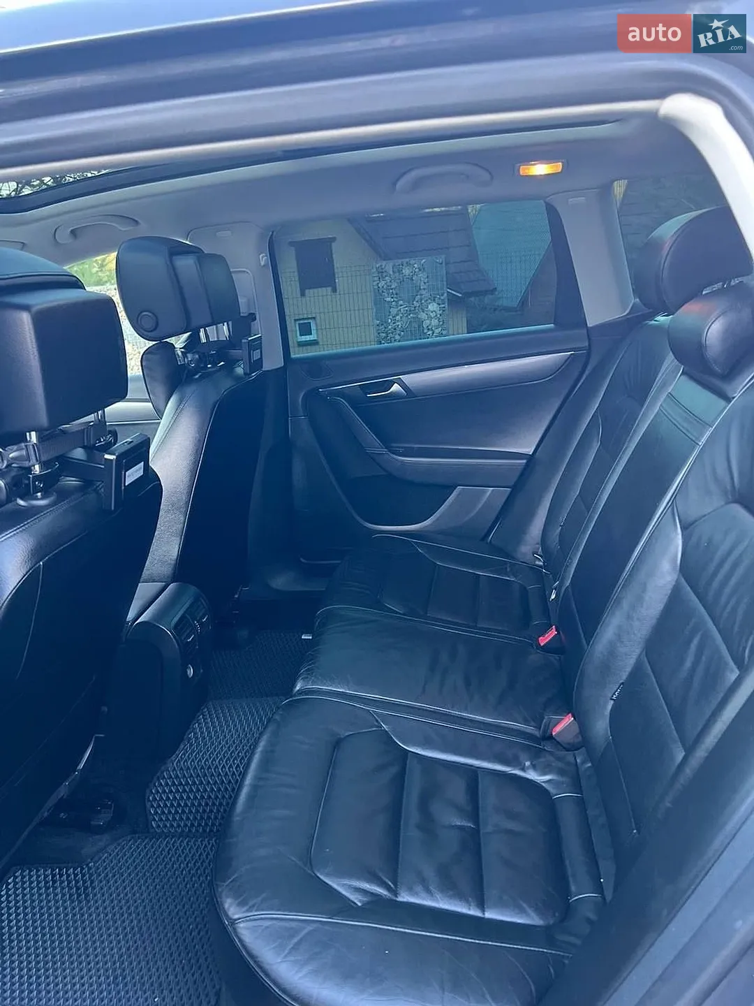 2011 Volkswagen Passat - мініатюра 34