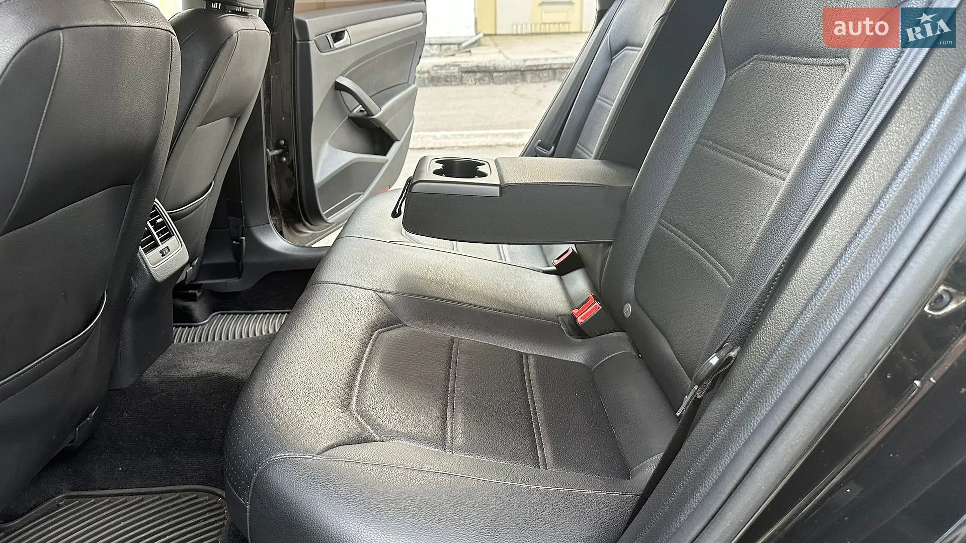 2014 Volkswagen Passat - мініатюра 41