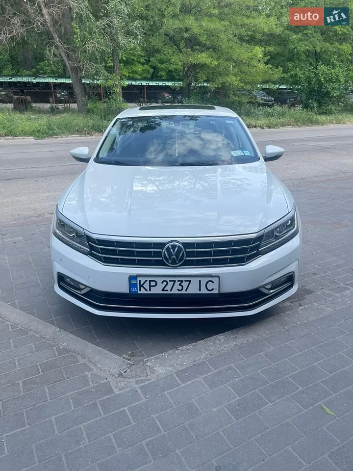 2015 Volkswagen Passat - мініатюра 28