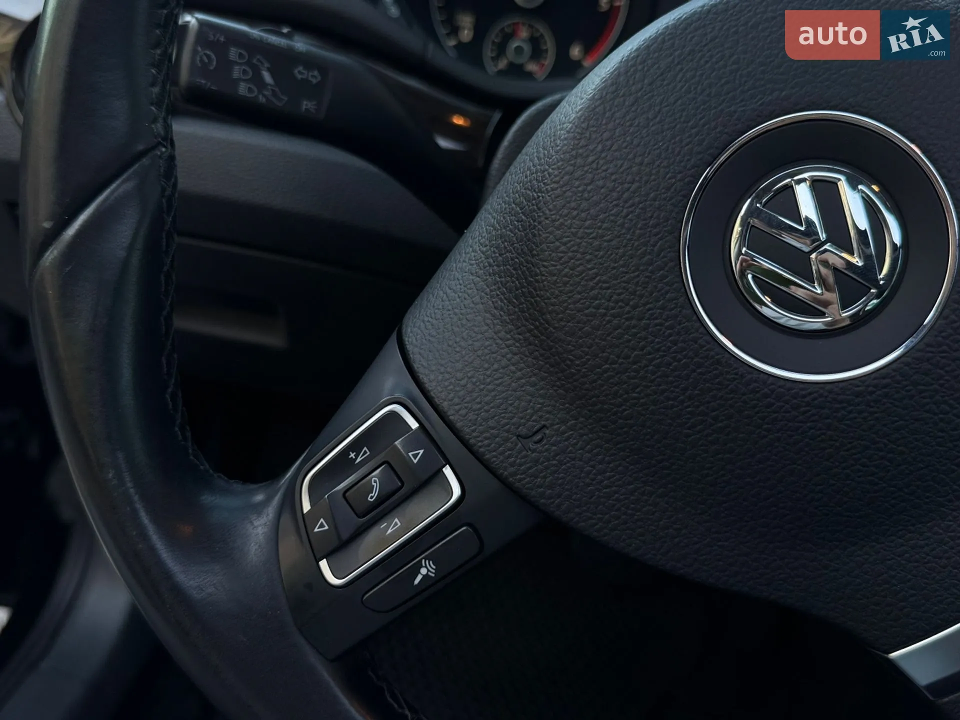 2014 Volkswagen Passat - мініатюра 25