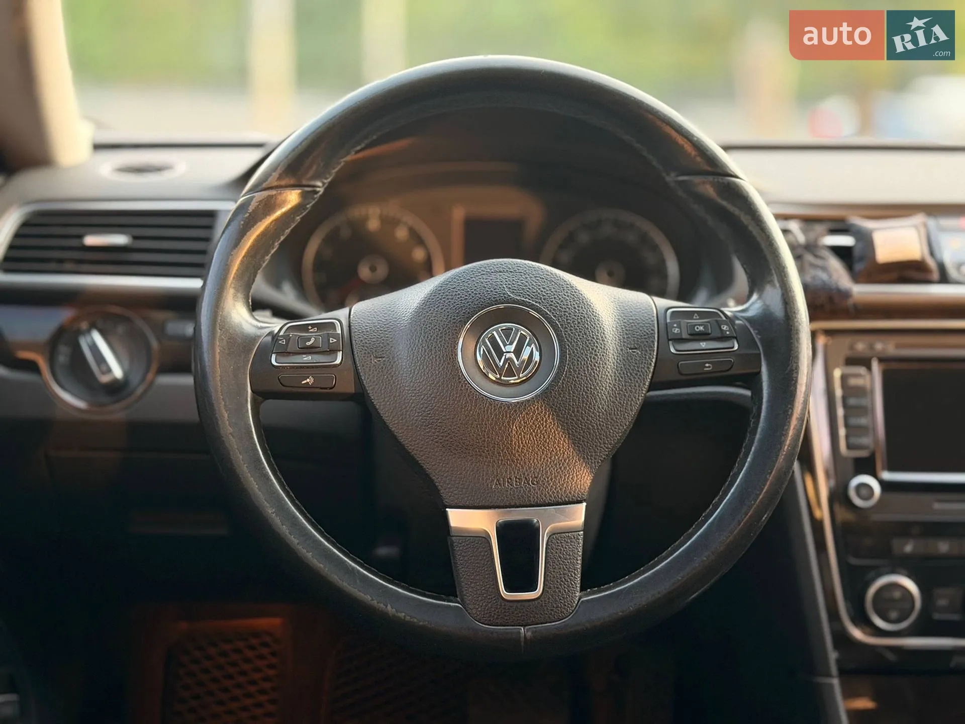 2014 Volkswagen Passat - мініатюра 35