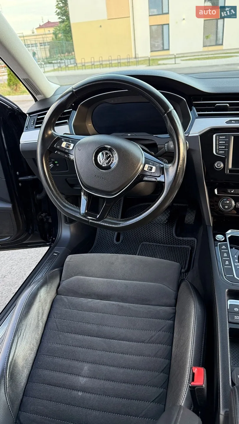 2016 Volkswagen Passat - мініатюра 41