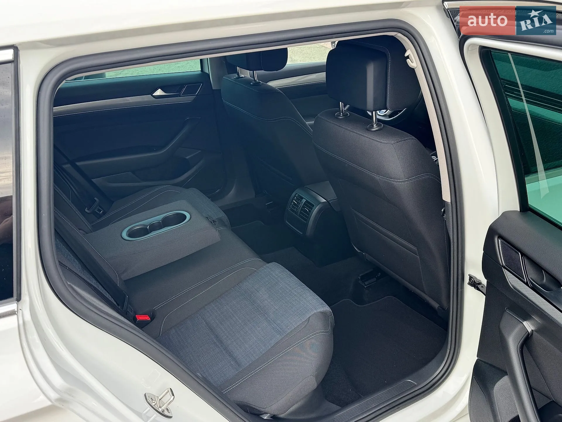 2021 Volkswagen Passat - мініатюра 15