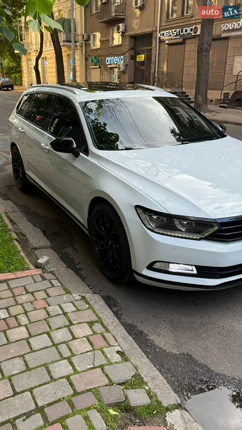 2015 Volkswagen Passat - мініатюра 16
