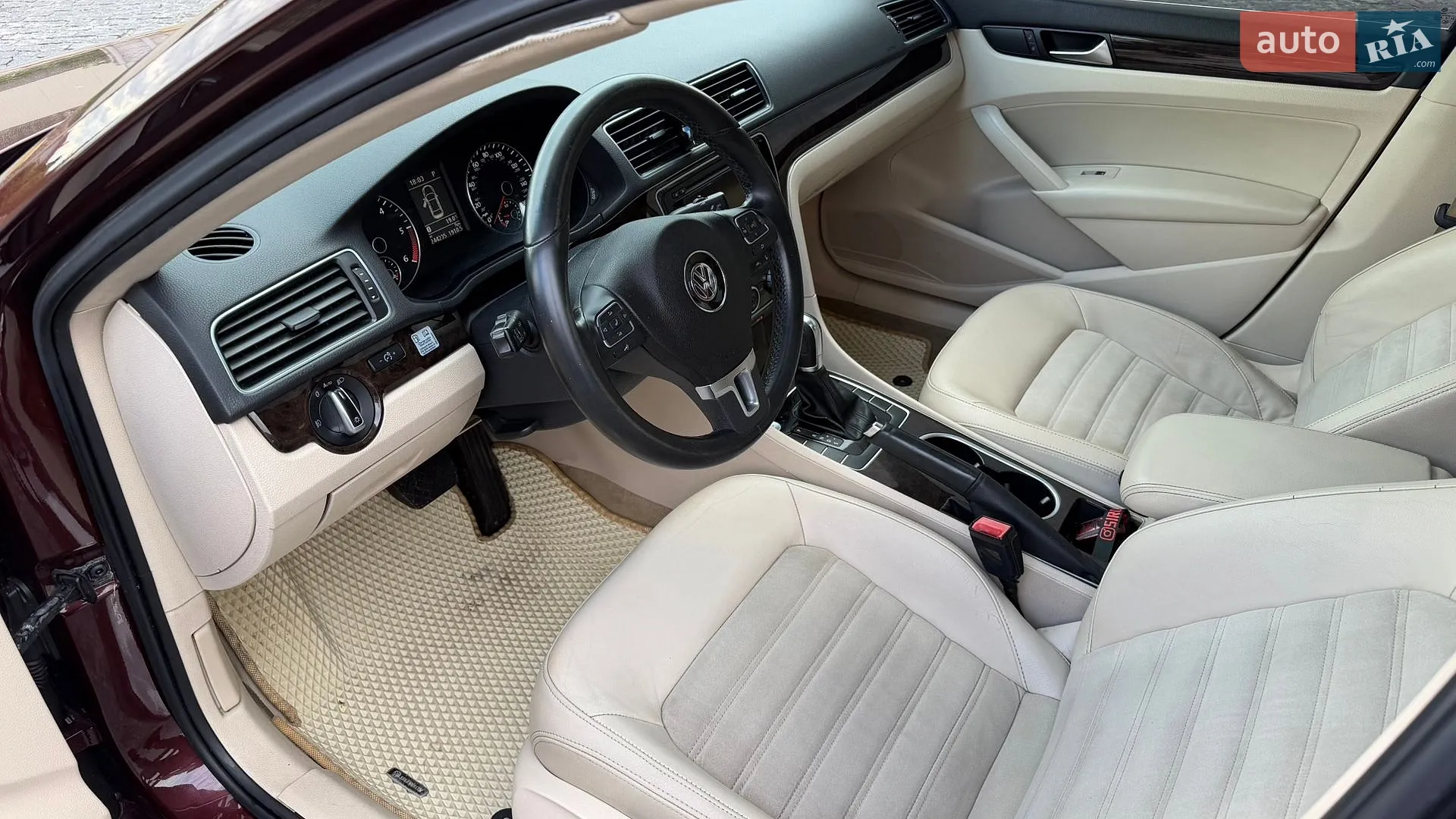 2013 Volkswagen Passat - мініатюра 23