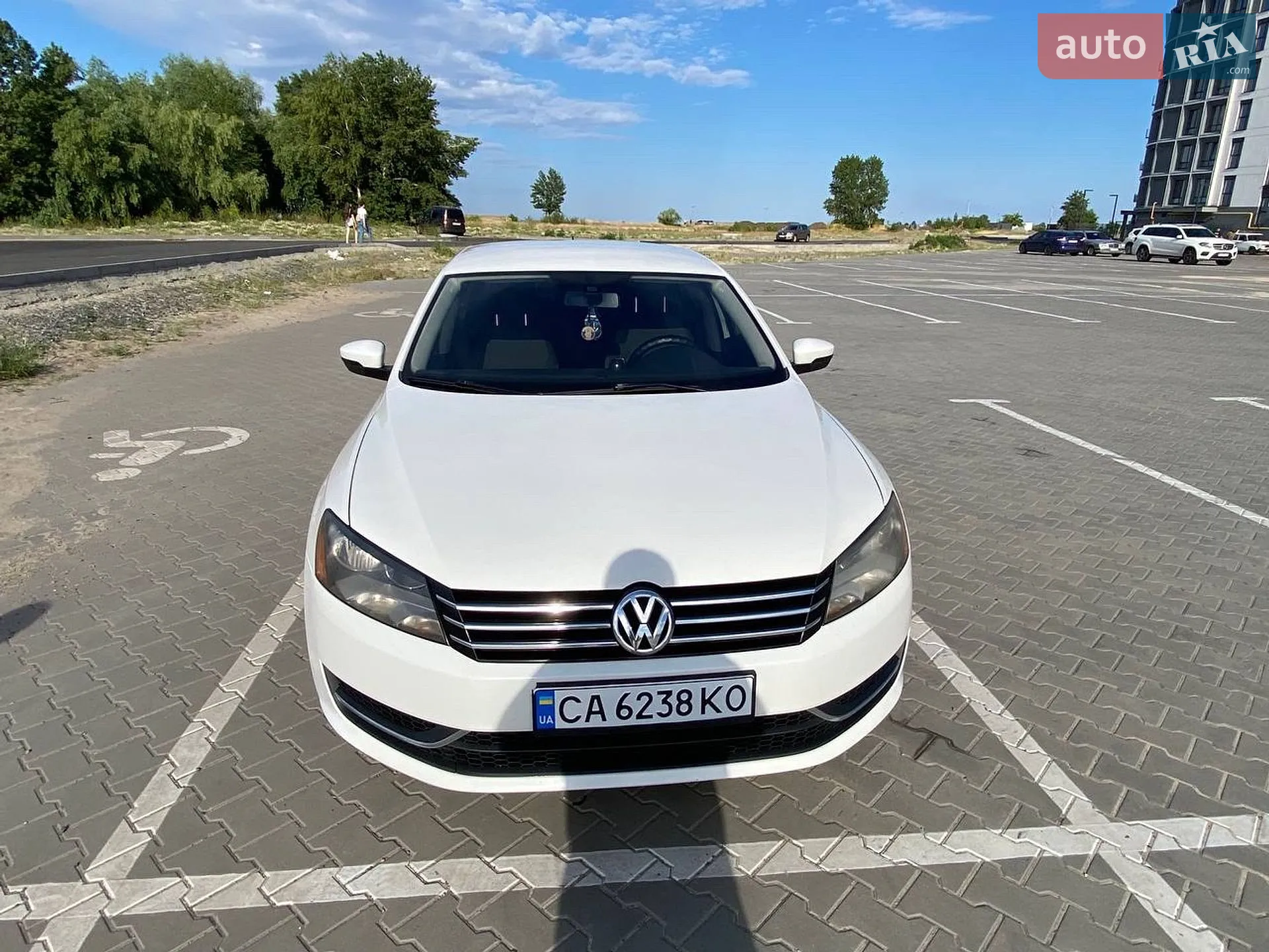 2014 Volkswagen Passat - мініатюра 3