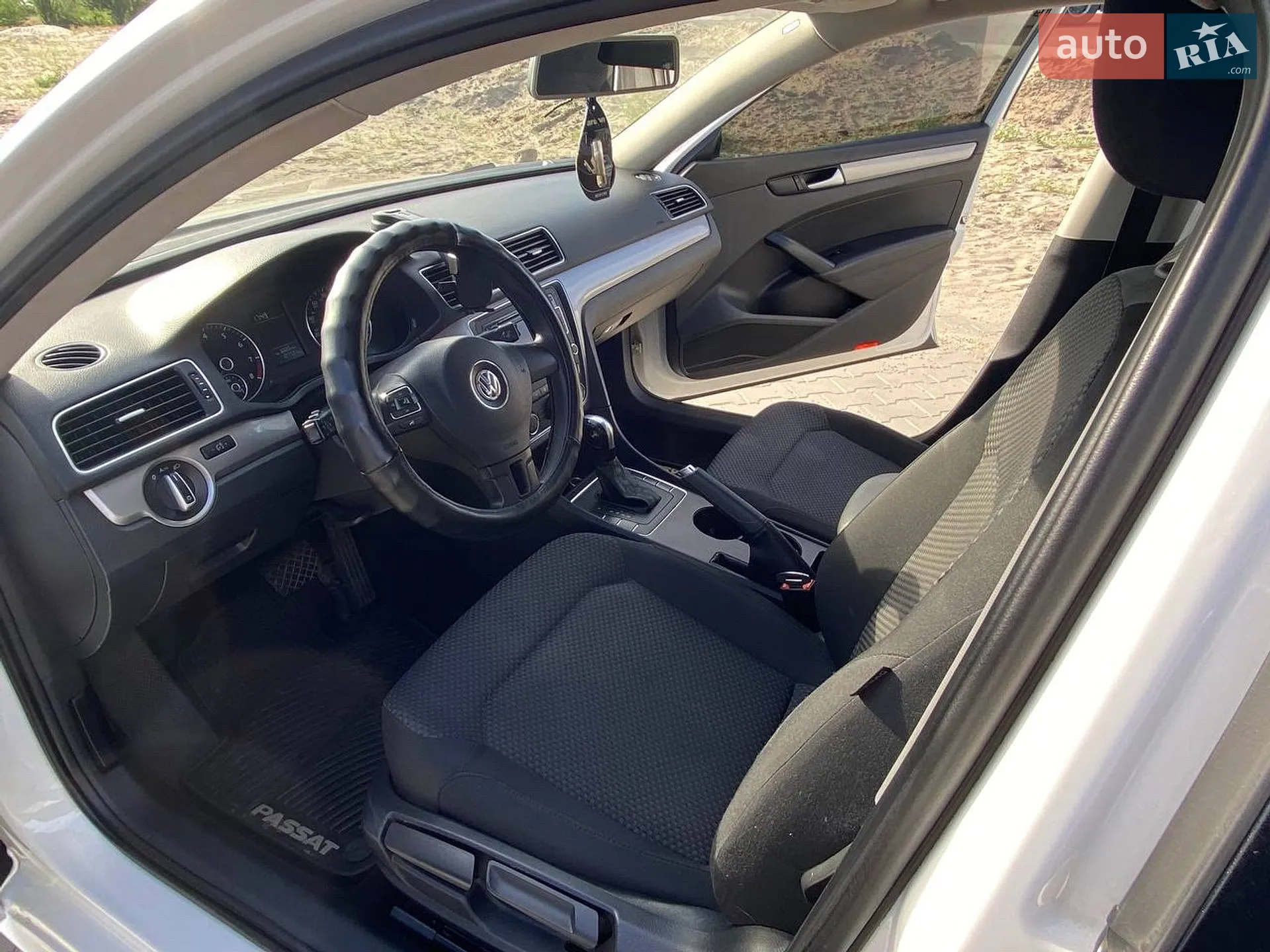 2014 Volkswagen Passat - мініатюра 9