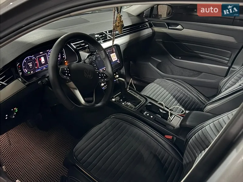 Volkswagen Passat 2021