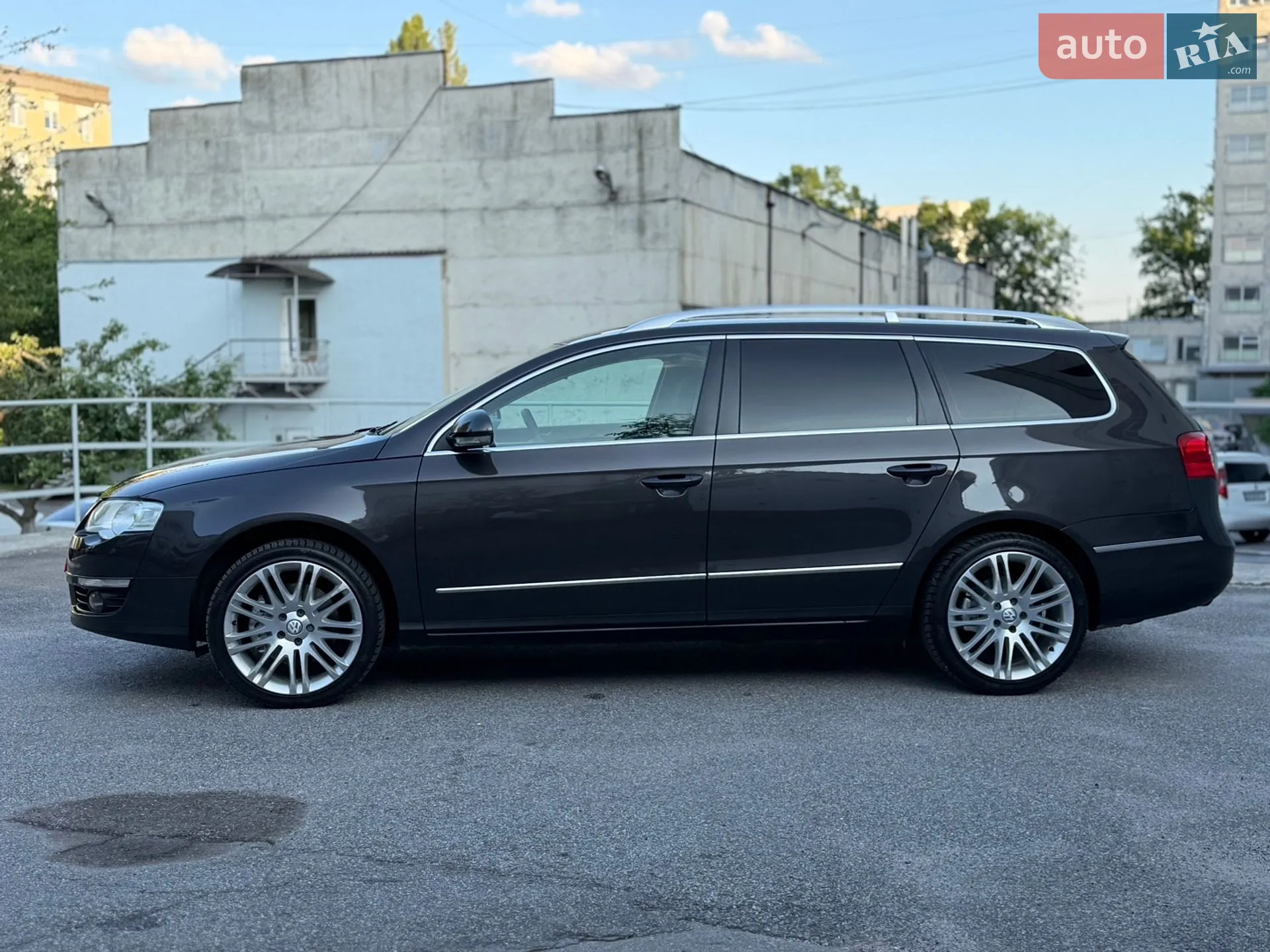 2010 Volkswagen Passat - мініатюра 20