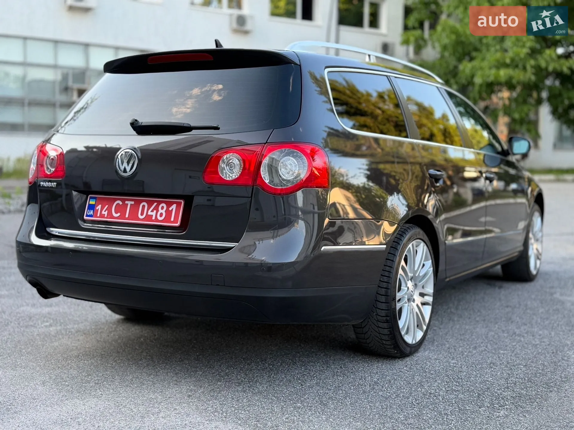 2010 Volkswagen Passat - мініатюра 15