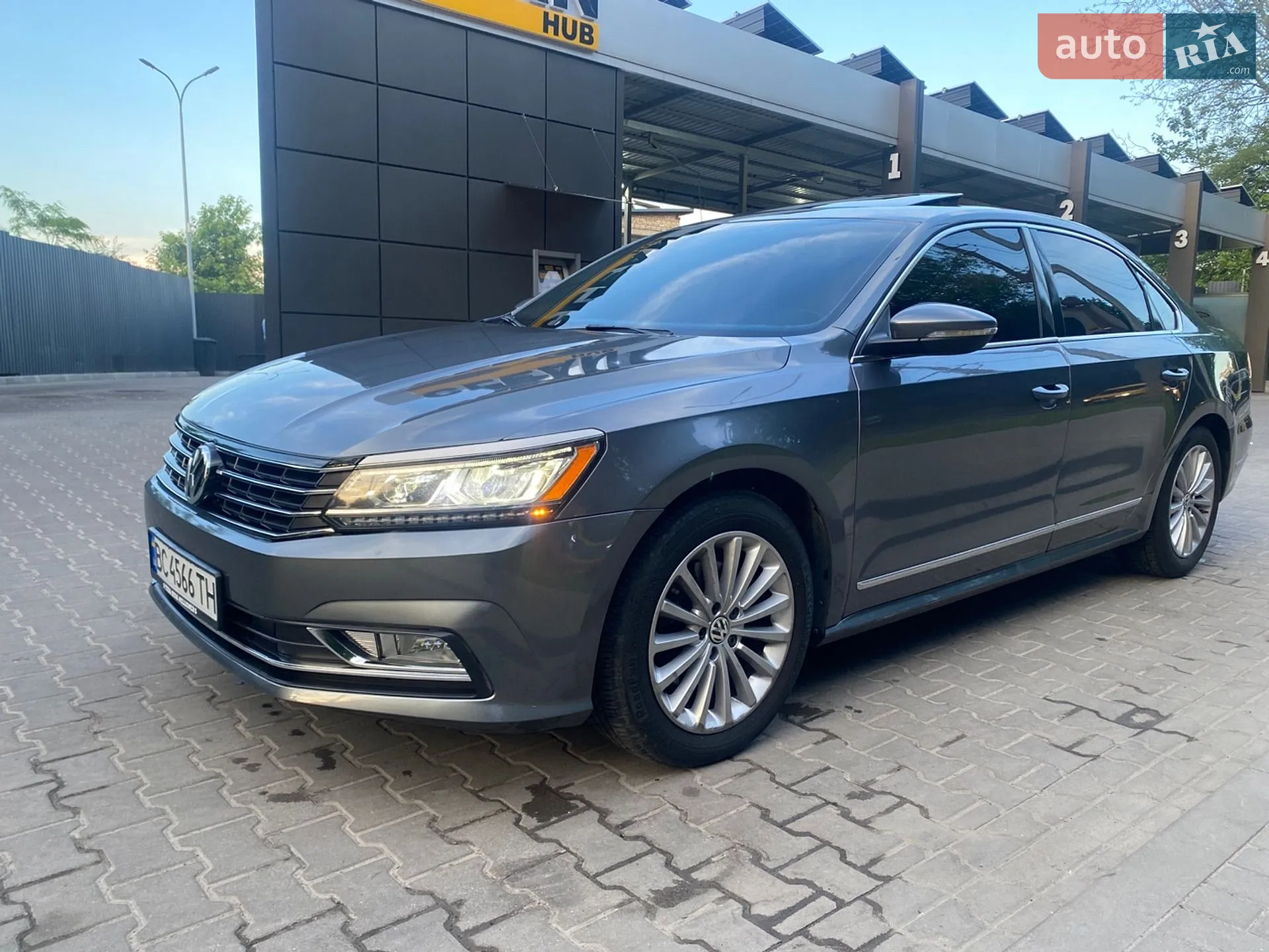 2016 Volkswagen Passat - мініатюра 7