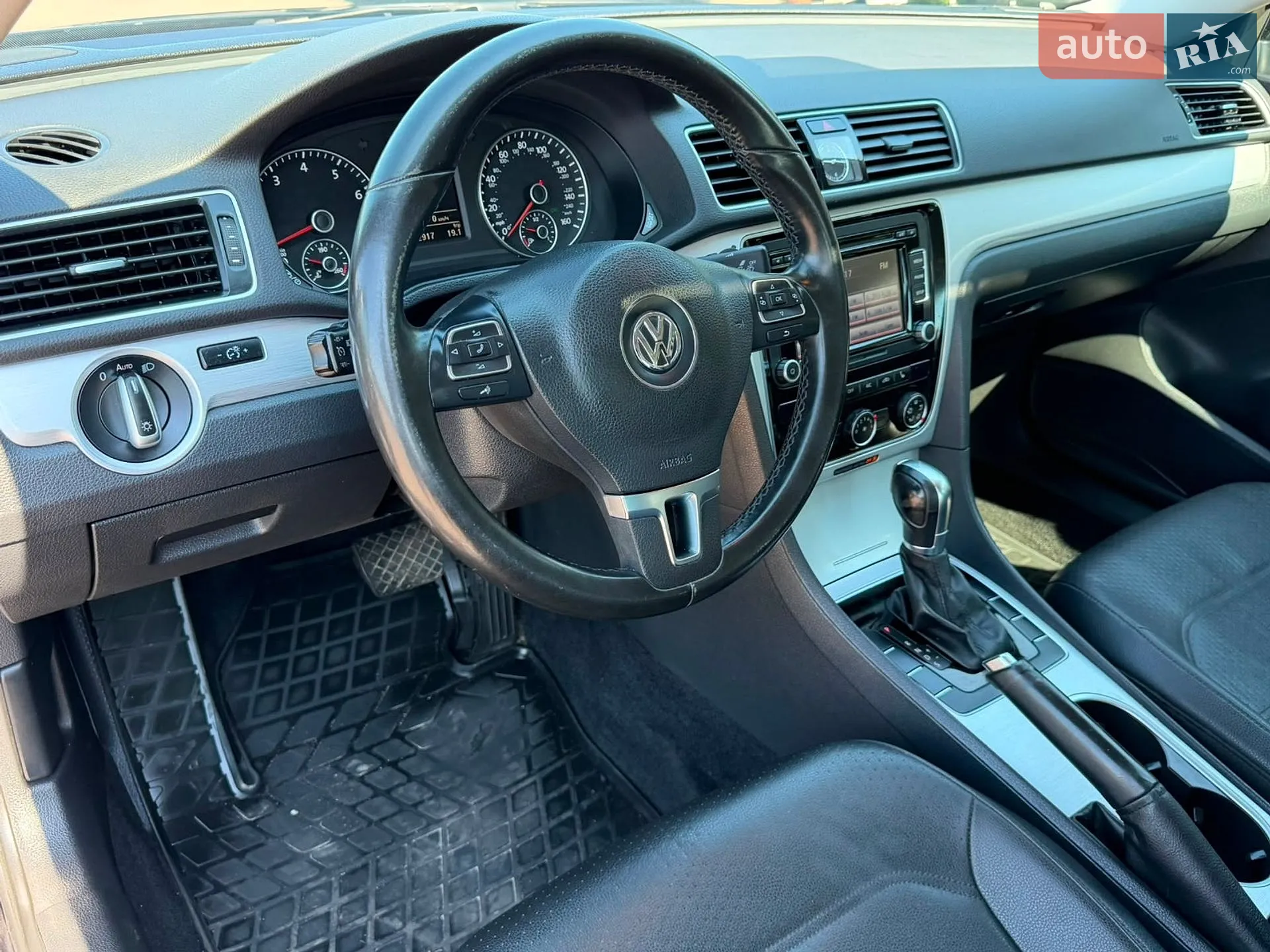 2013 Volkswagen Passat - мініатюра 31