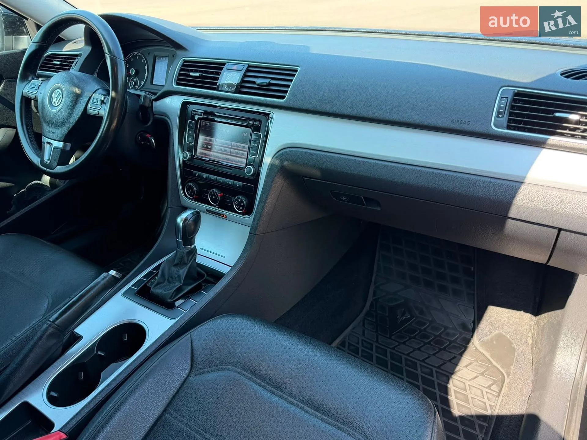 2013 Volkswagen Passat - мініатюра 41