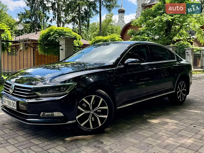 Volkswagen Passat 2018 VIN WVWZZZ3CZJE152620 фото оголошення 8 з 59