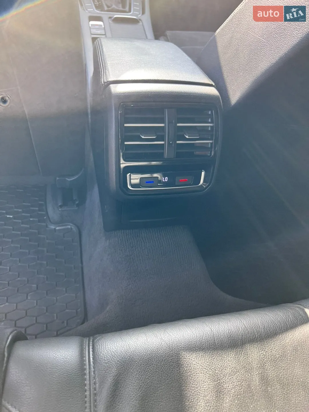 2018 Volkswagen Passat - мініатюра 23