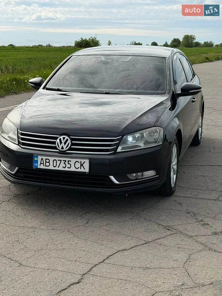 2010 Volkswagen Passat - мініатюра 21