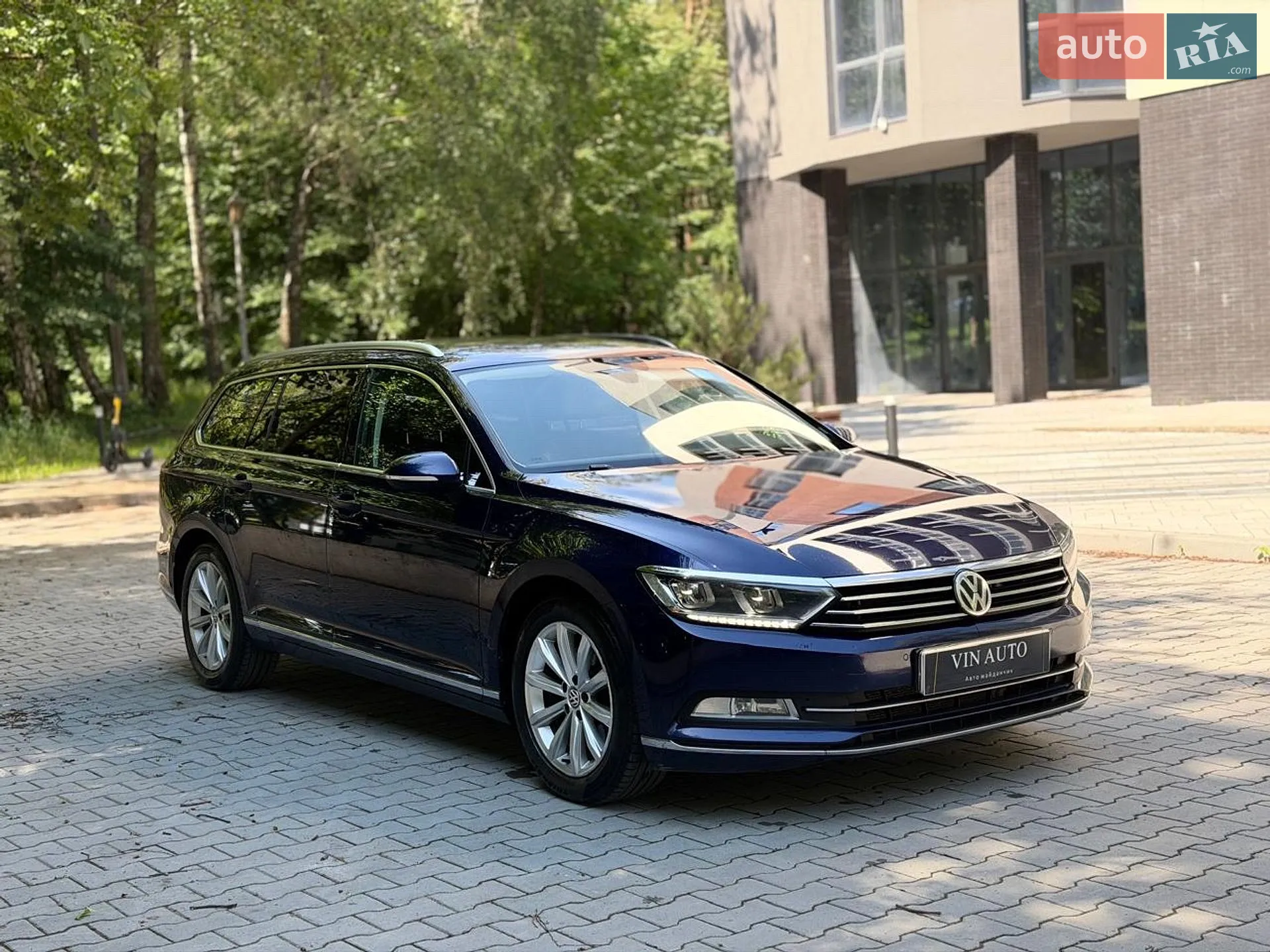 2017 Volkswagen Passat - мініатюра 2