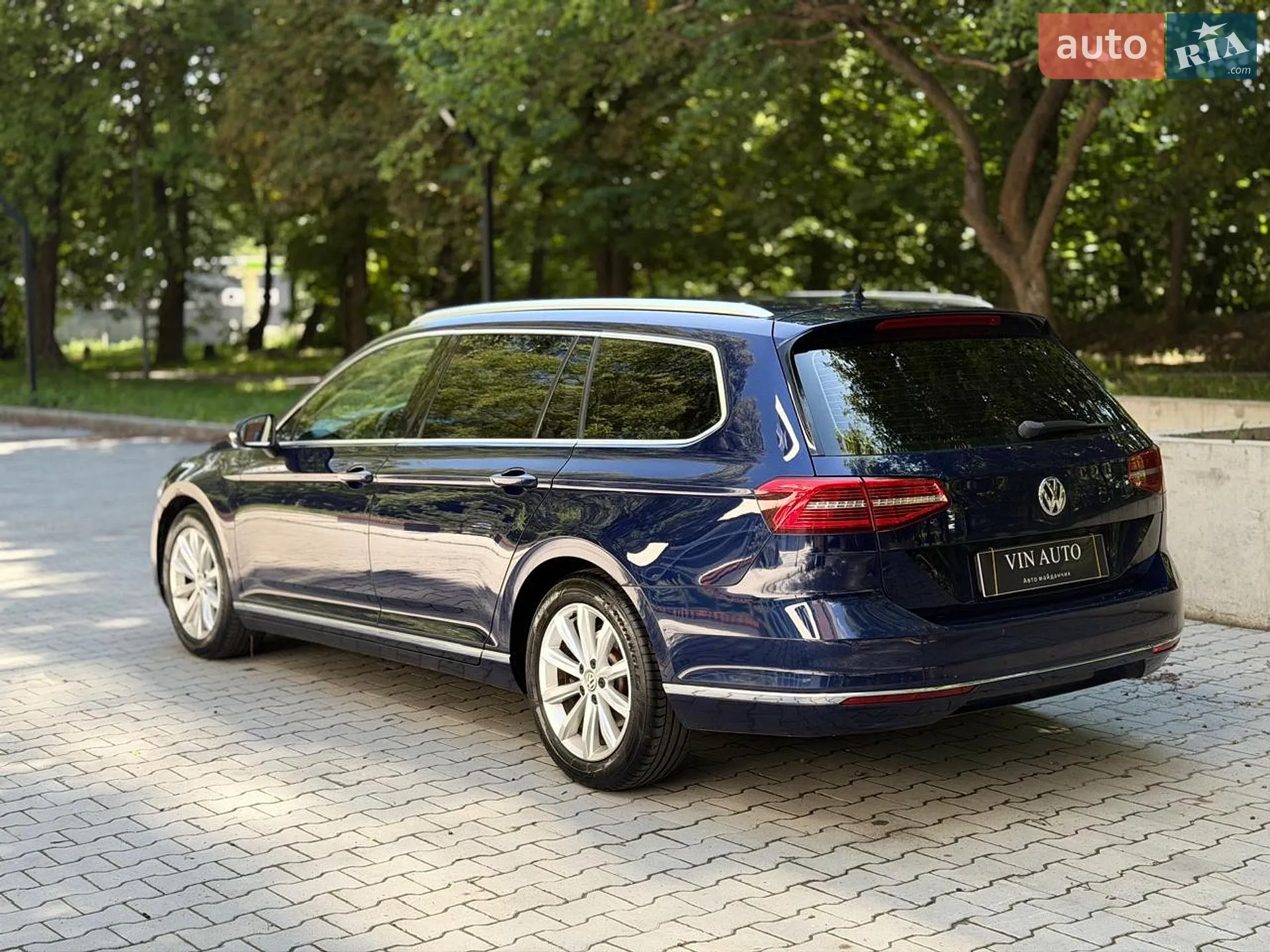 2017 Volkswagen Passat - мініатюра 8