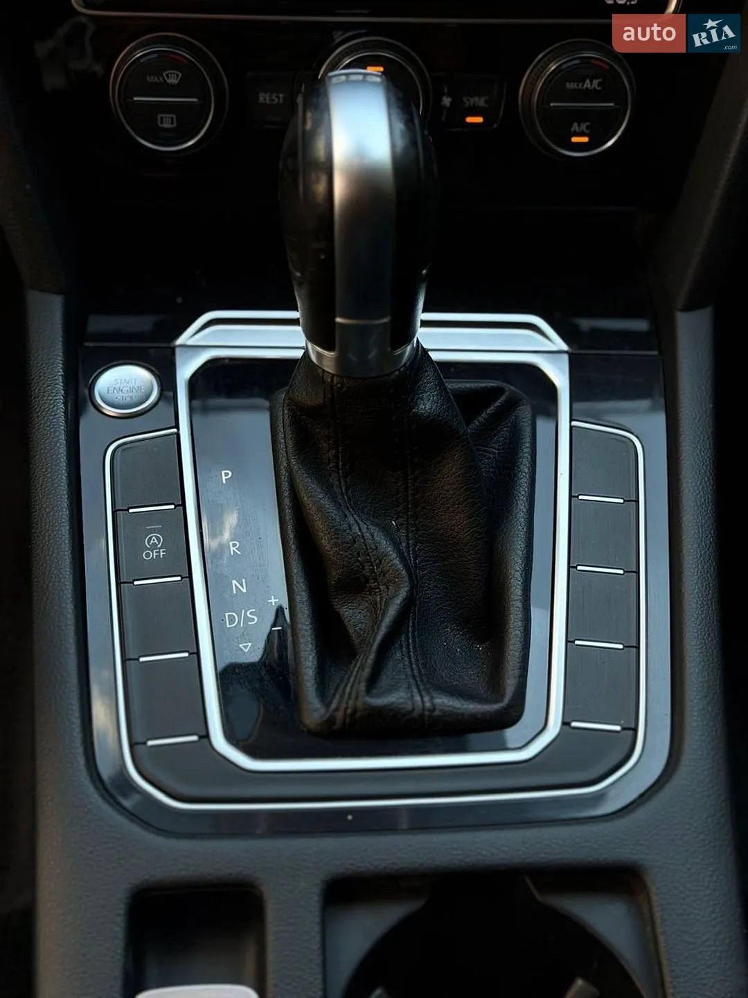 2017 Volkswagen Passat - мініатюра 40