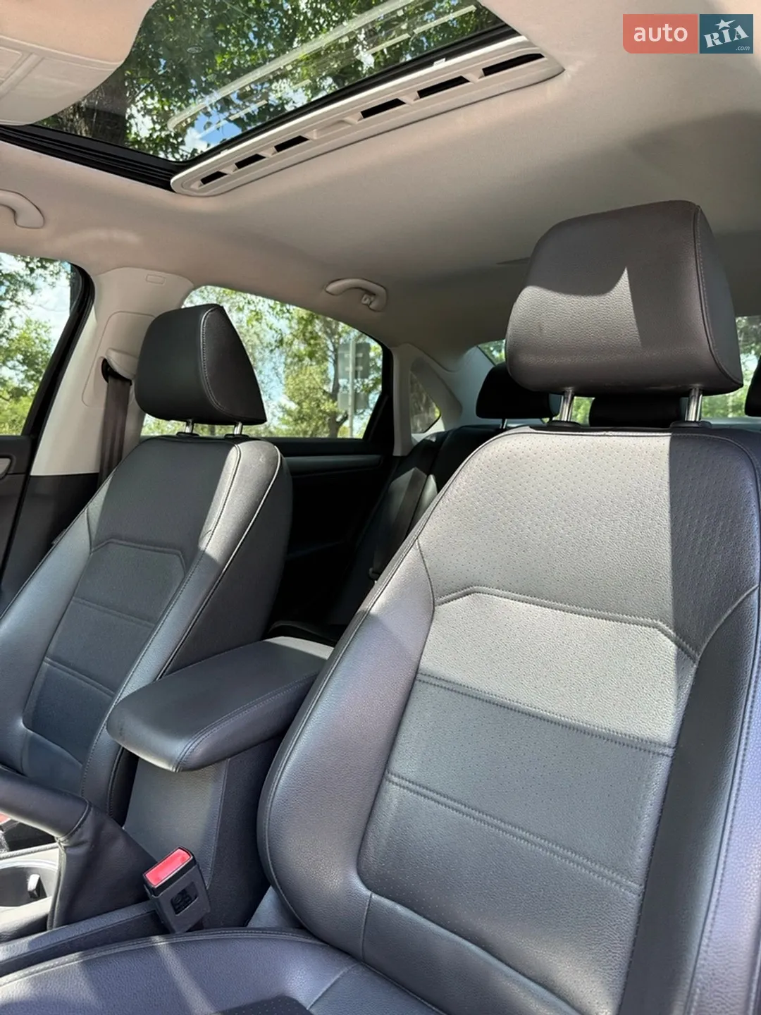 2015 Volkswagen Passat - мініатюра 17