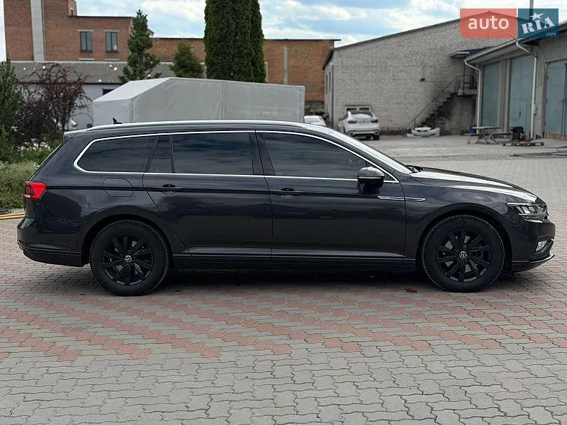 Volkswagen Passat 2021 VIN WVWZZZ3CZME125428 фото оголошення 16 з 98