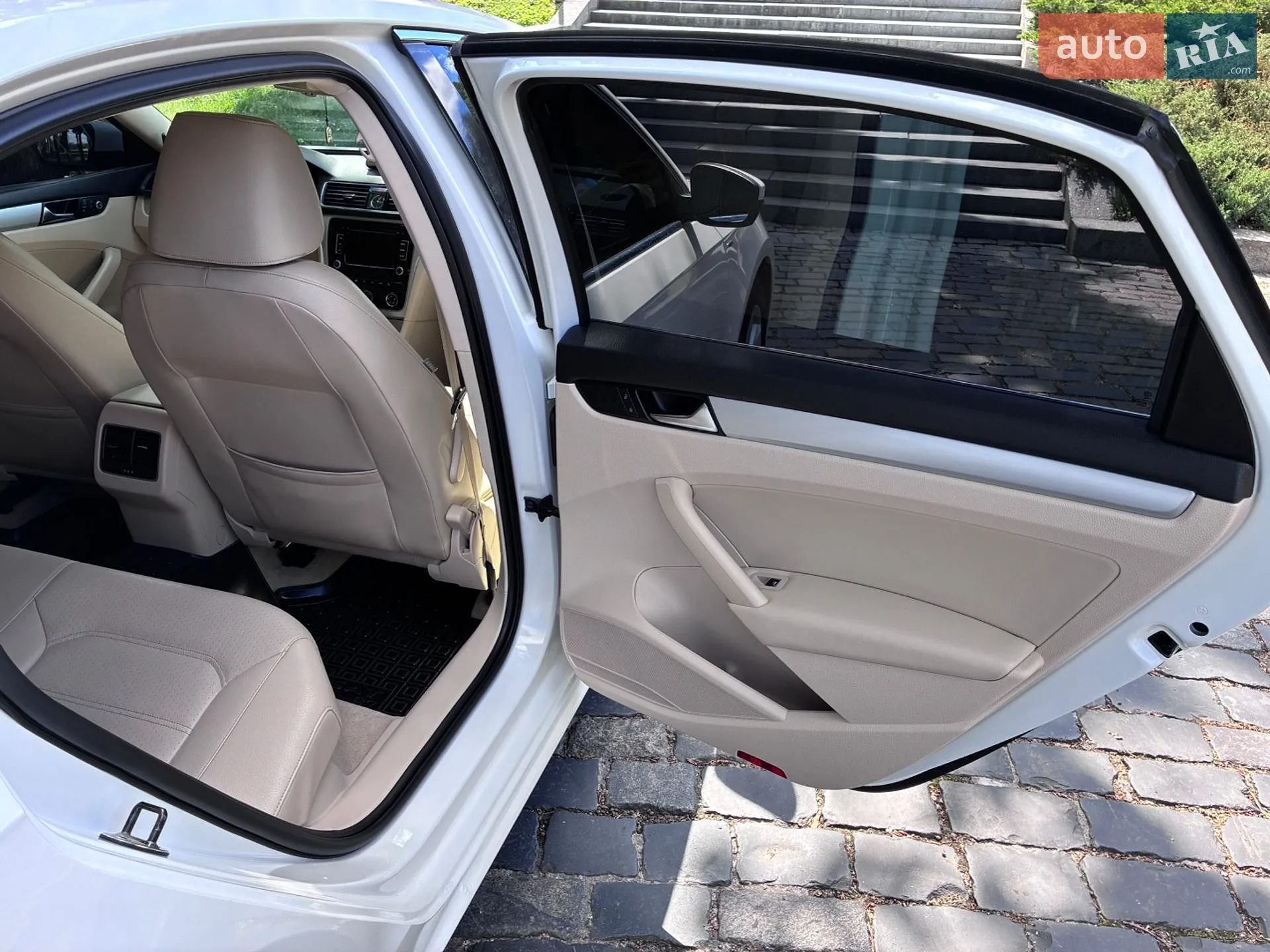 2012 Volkswagen Passat - мініатюра 13